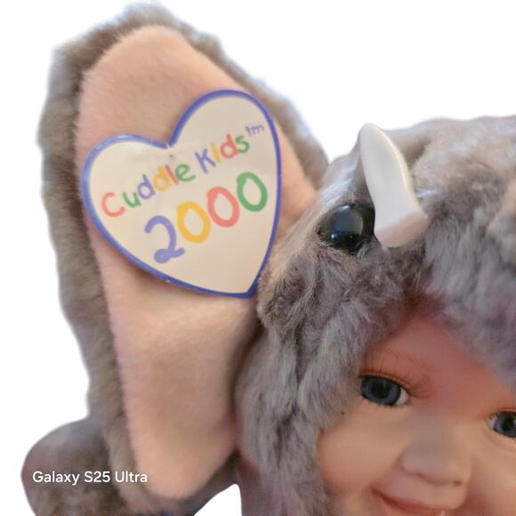 Geppeddo Porcelain Cuddle Kids Aaron Elephant Doll NWT - Picture 3 of 6